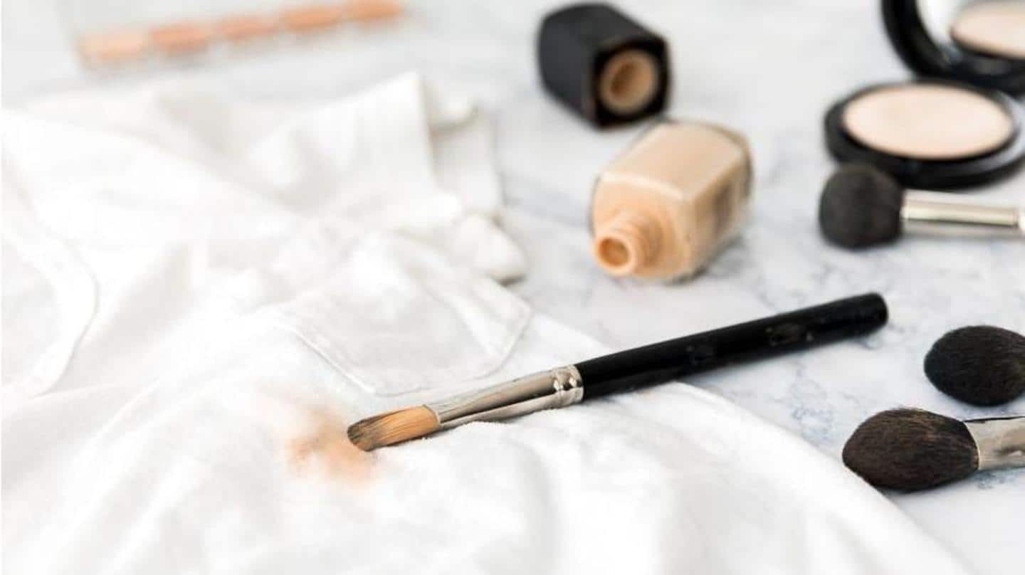 9 Tipps von Großmutter zum Entfernen von Kosmetikflecken aus Kleidung!